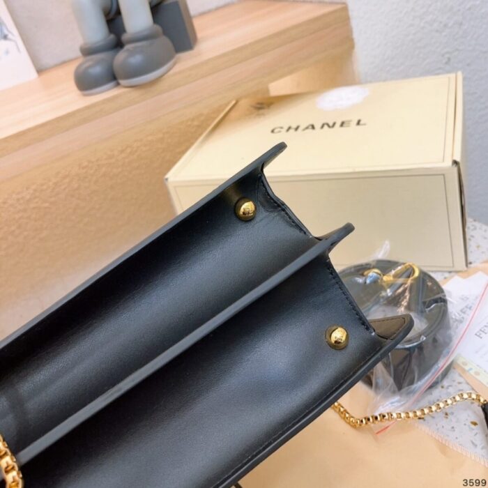 Fendi Peekaboo ISeeU Petite Bag Black 33cm - Image 2
