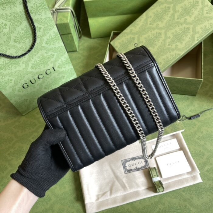 Gucci Marmont Mini Matelasse Bag Black 20cm - Image 3