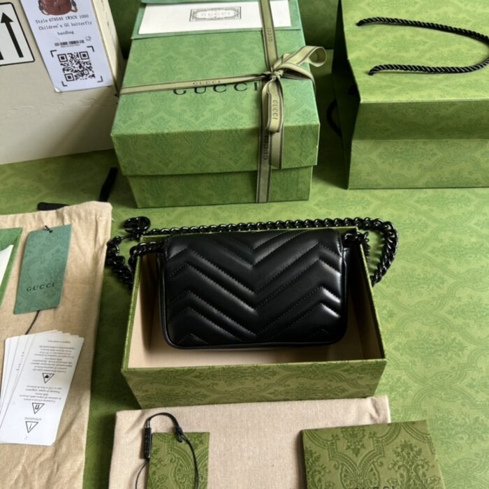 Gucci Marmont Bag Black 16.5 cm 699757 UM8KV 1000 - Image 3