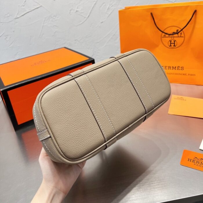 Hermes Garden Party Bag Etoupe 30cm - Image 5