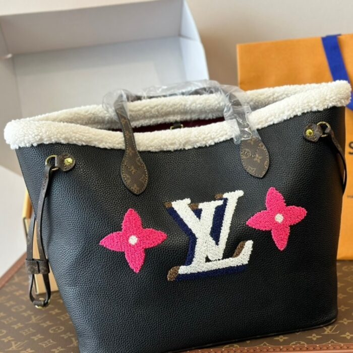 Louis Vuitton Teddy Monogram Shearling Neverfull Mm Black 33cm - Image 3