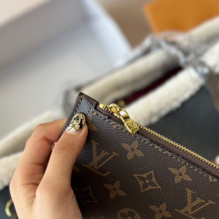Louis Vuitton Teddy Monogram Shearling Neverfull Mm Black 33cm - Image 2