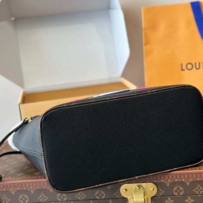 Louis Vuitton Teddy Monogram Shearling Neverfull Mm Black 33cm - Image 7
