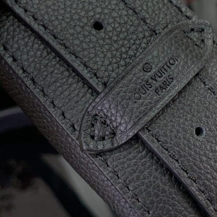 Louis Vuitton Low Key Bumbag Black 28Cm - Image 7