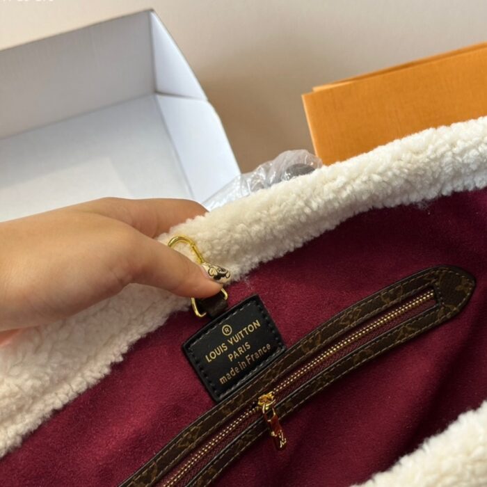 Louis Vuitton Teddy Monogram Shearling Neverfull Mm Black 33cm - Image 8