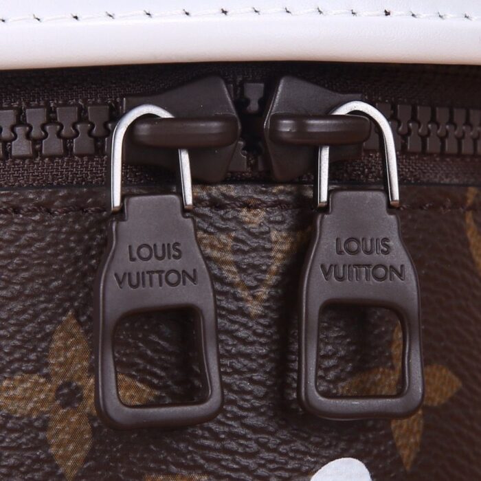 Louis Vuitton Coffee Cup Monogram Brown 20cm - Image 4