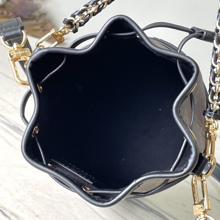 Louis Vuitton Canoé 20.5cm M83480 - Image 3