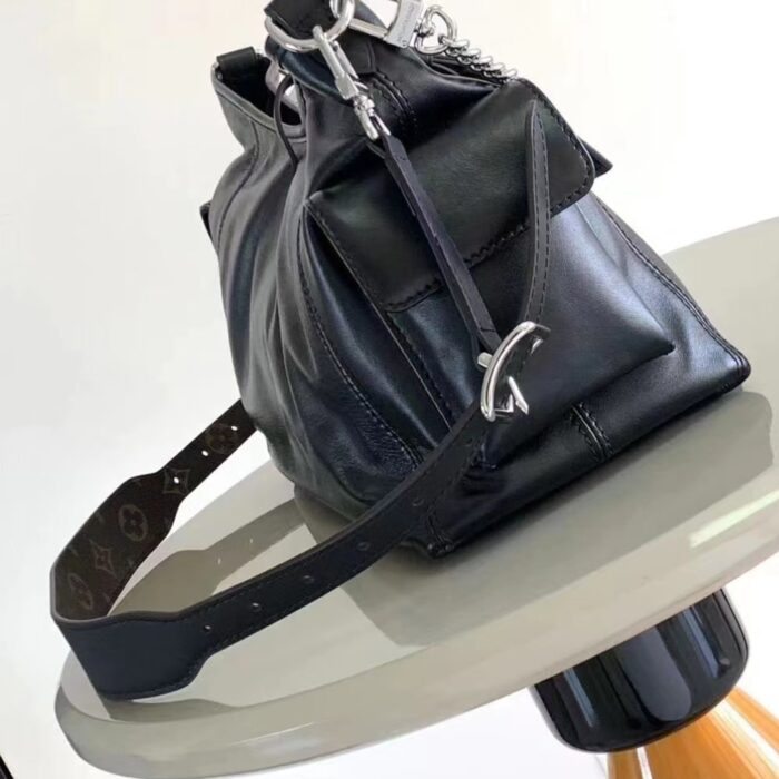 Louis Vuitton CarryAll Cargo PM 33Cm - Image 3