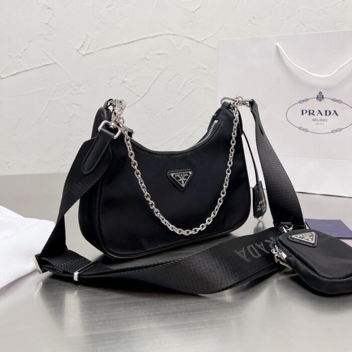 Prada Re Edition 2005 Re Nylon Black 22Cm - Image 3