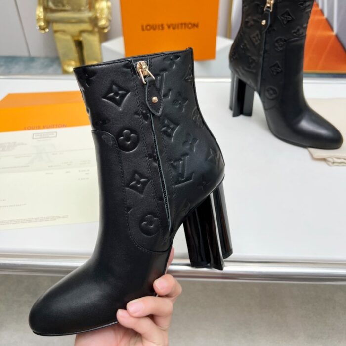 Louis Vuitton Silhouette Ankle Boot Black 1ABP9J - Image 5