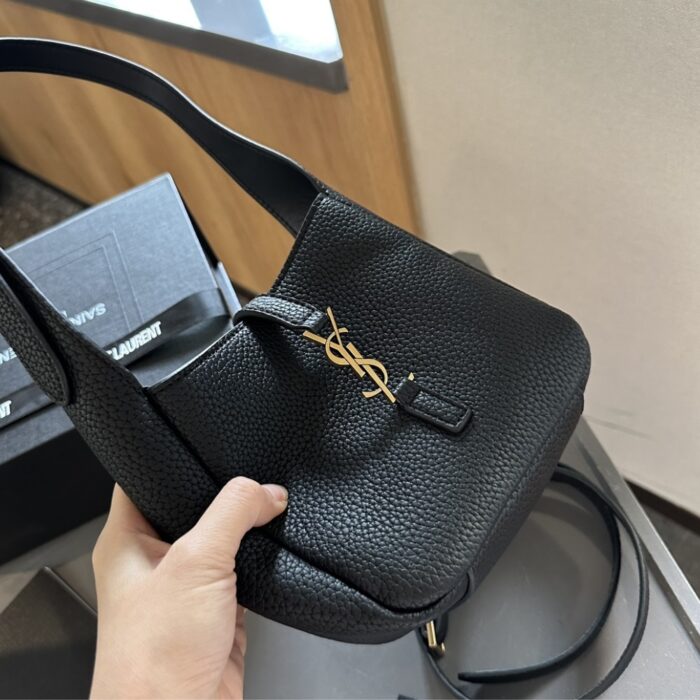 Saint Laurent Le 5 À 7 Supple Baby In Grained Leather Black 15cm 809461AADUU1000 - Image 6