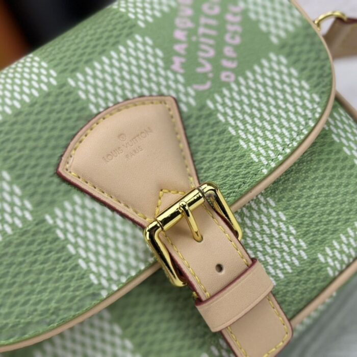 Louis Vuitton Montsouris Messenger Bag Damier Green 20cm N40665 - Image 7