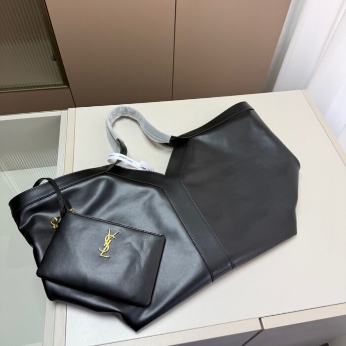 Saint Laurent Y Tote In Leather Black 36cm 817602AAEB31000 - Image 6