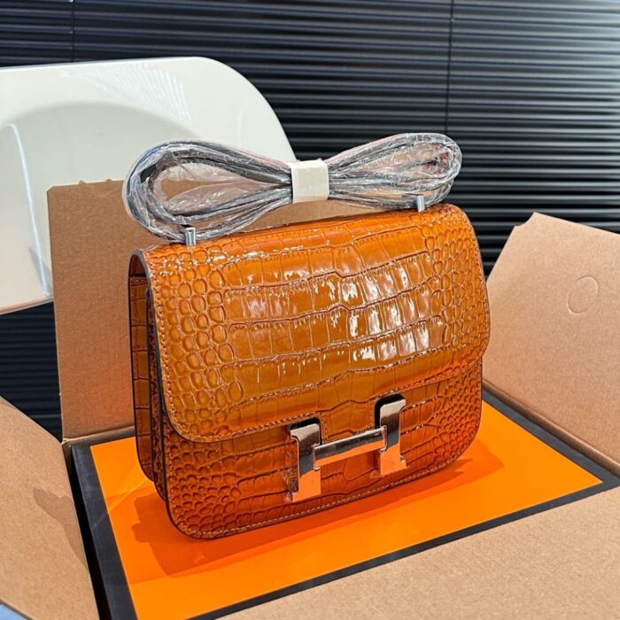 Hermes Mini Constance 19 Shiny Alligator 19cm - Image 2