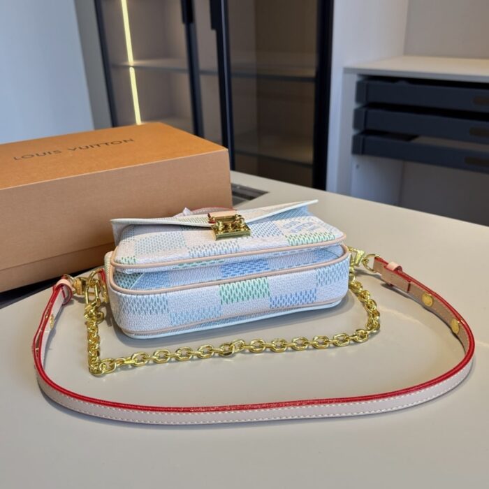 Louis Vuitton Pochette Métis East West Damier Light Blue 21cm N40749 - Image 8