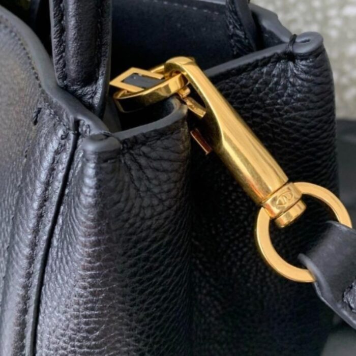 Valentino Garavani Alltime Leather Black 26Cm - Image 4