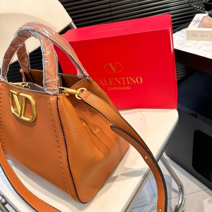 Valentino Garavani Alltime Leather In Brown 26cm - Image 5