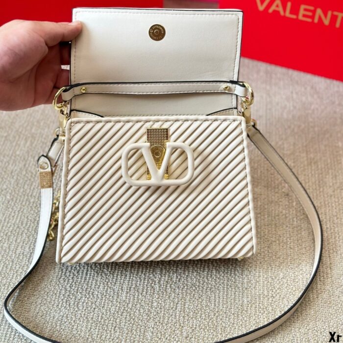 Valentino Garavani Small Leather Vsling White 20cm - Image 4