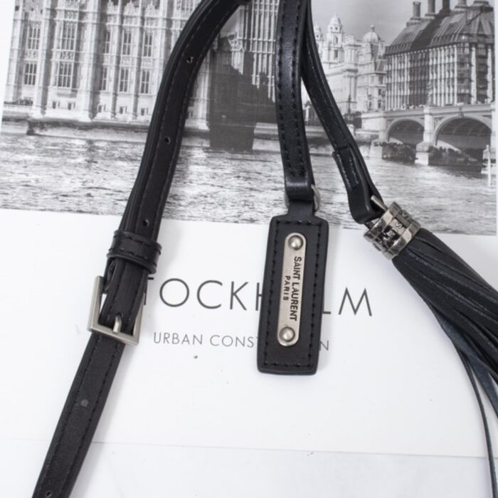 Saint Laurent Lou Camera Bag Silver Metal Black 23Cm - Image 4