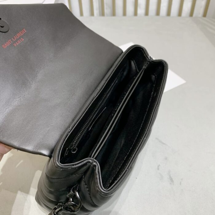 Saint Laurent Toy Loulou Black 20Cm 678401DV7081000 - Image 9