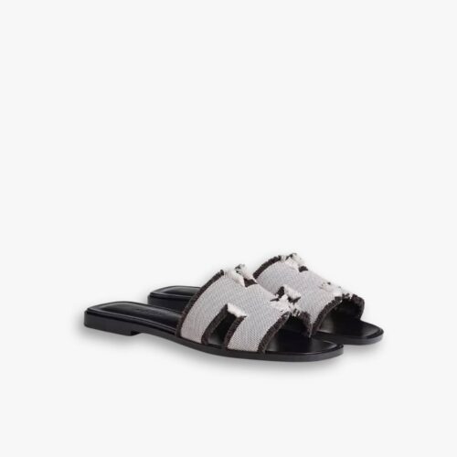 Hermes Oran Sandal Black H231095Z PN360