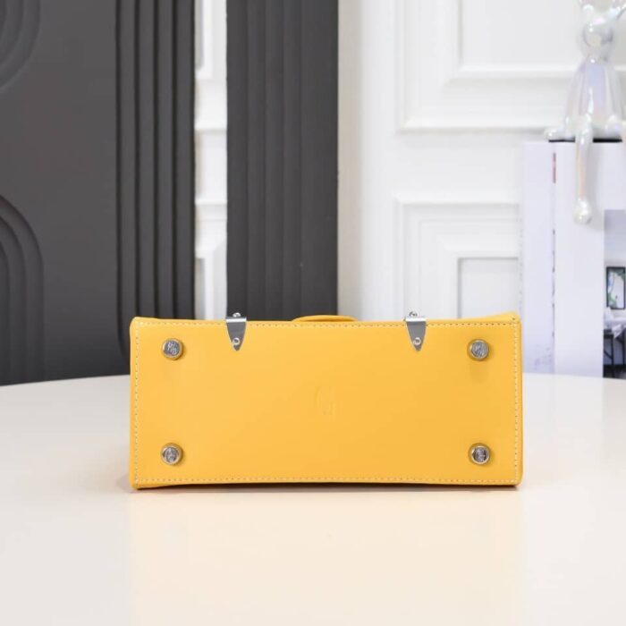 Goyard Saïgon Structuré Mini Bag Yellow 21Cm - Image 2