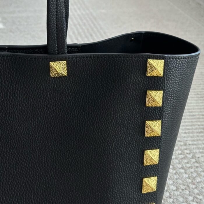 Valentino Garavani Rockstud Tote Bag Black 44Cm - Image 5