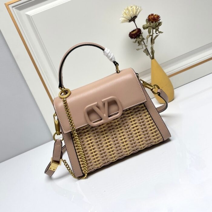 Valentino Garavani Small VSling Wicker Handbag Pink 22Cm - Image 2