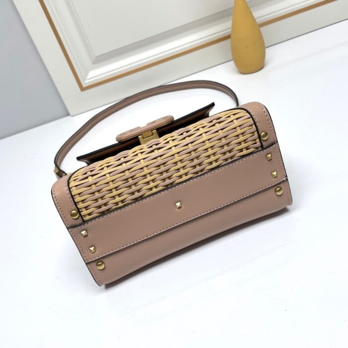 Valentino Garavani Small VSling Wicker Handbag Pink 22Cm - Image 3