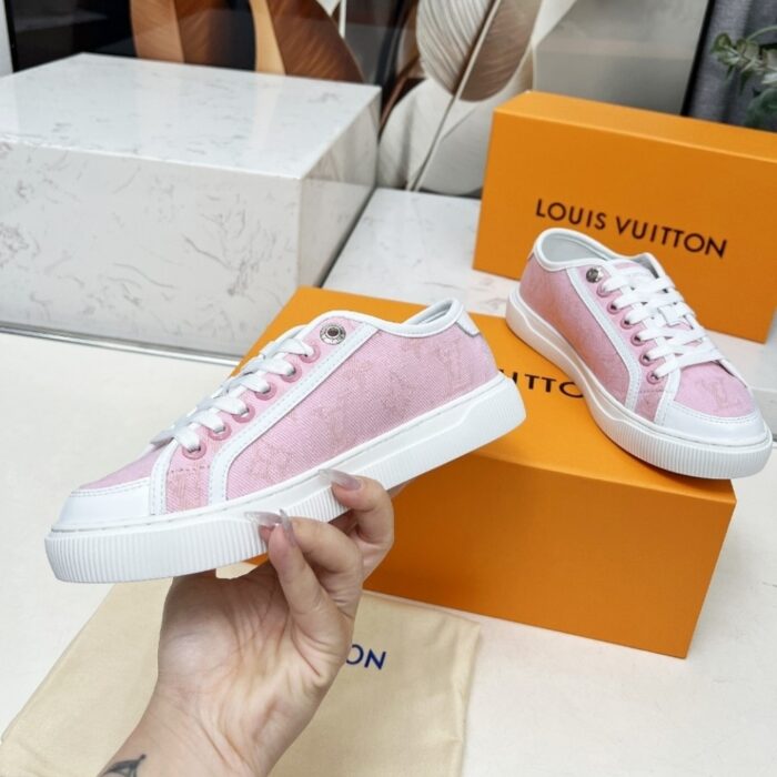 Louis Vuitton LV Lagoon Sneaker Denim Rose 1AGYFO - Image 4
