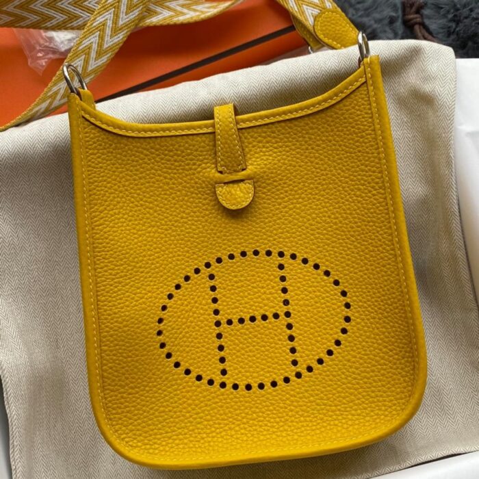 Hermes Evelyne Bag Yellow 29Cm - Image 2