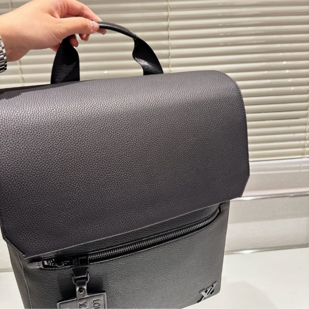 Louis Vuitton Fastline Backpack Black 40Cm M21367 - Image 6