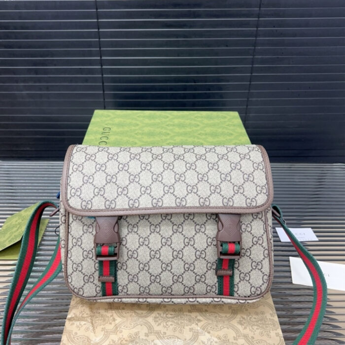 Gucci GG Supreme Canvas Small Messenger Bag Beige Ebony 23Cm - Image 2