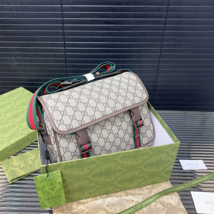 Gucci GG Supreme Canvas Small Messenger Bag Beige Ebony 23Cm - Image 6