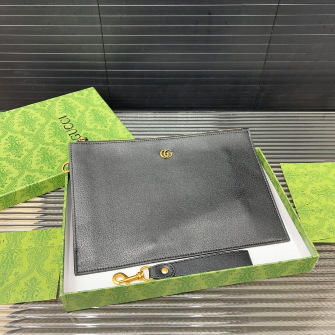 Gucci GG Leather Pouch Clutch Bag Black 29Cm - Image 3