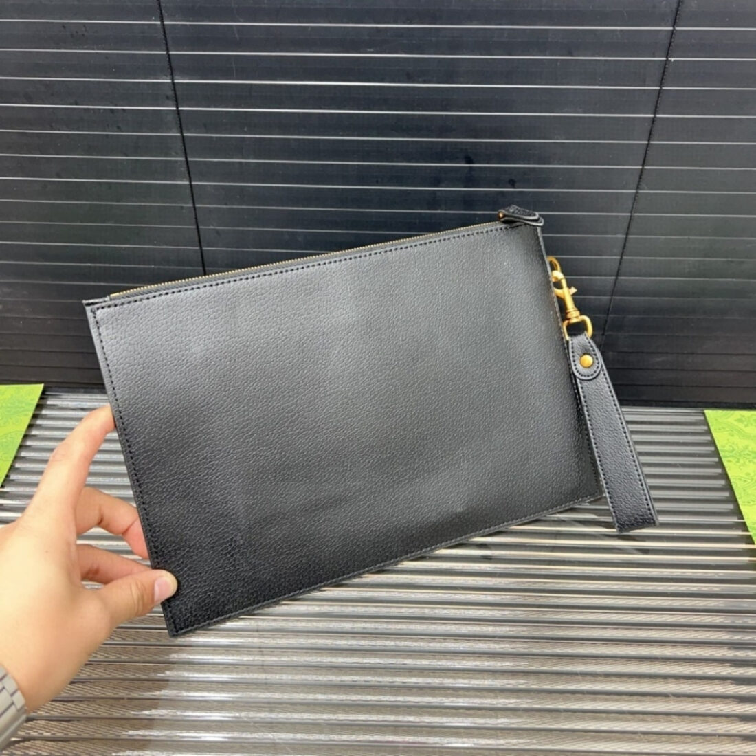 Gucci GG Leather Pouch Clutch Bag Black 29Cm - Image 4
