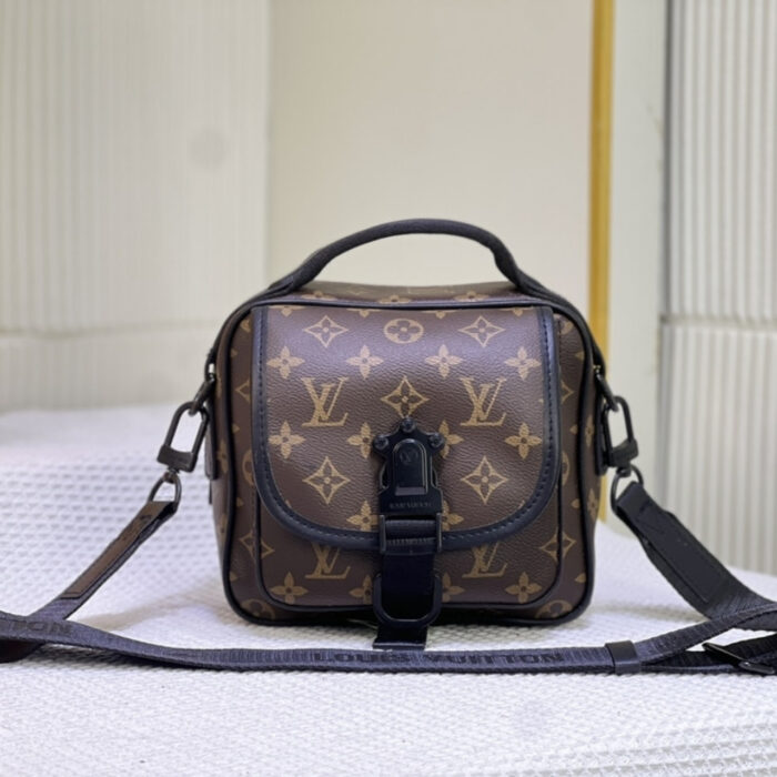 Louis Vuitton Quest Messenger Brown 18cm - Image 2
