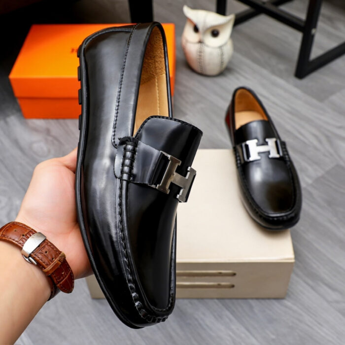 Hermes Men Loafer Moccasin Polish Leather With H Silver In Black - Image 2