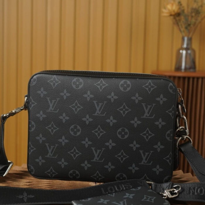 Louis Vuitton Trio Messenger Monogram Eclipse Black And Grey 25Cm M69443 - Image 4