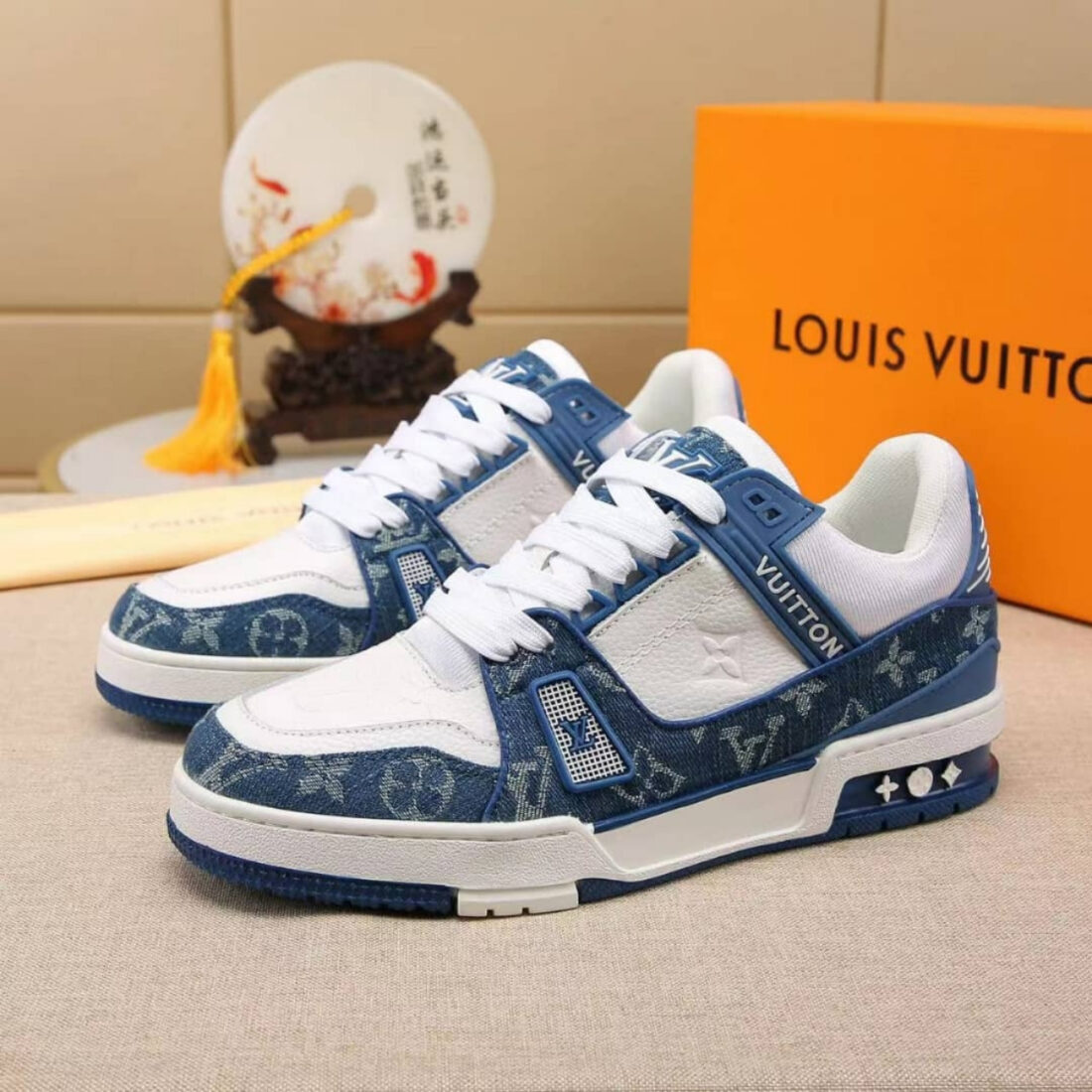 Louis Vuitton Trainer Sneakers Blue And White 1A9JGV - Image 2