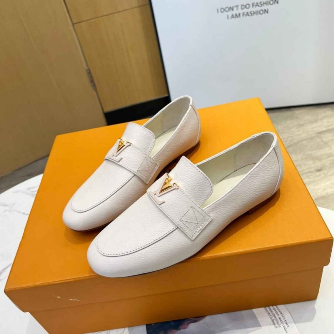 Louis Vuitton Capri Loafer Ivory 1AC9DZ - Image 2