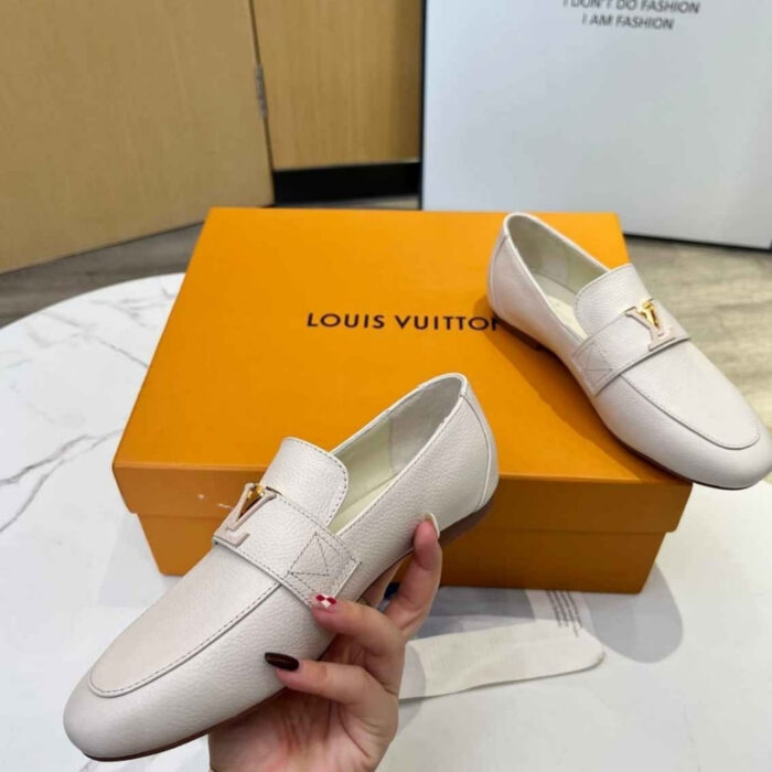 Louis Vuitton Capri Loafer Ivory 1AC9DZ - Image 5