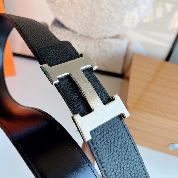 Hermes H Buckle Horse Drawn Carriage Logo Black 38Mm - Image 3