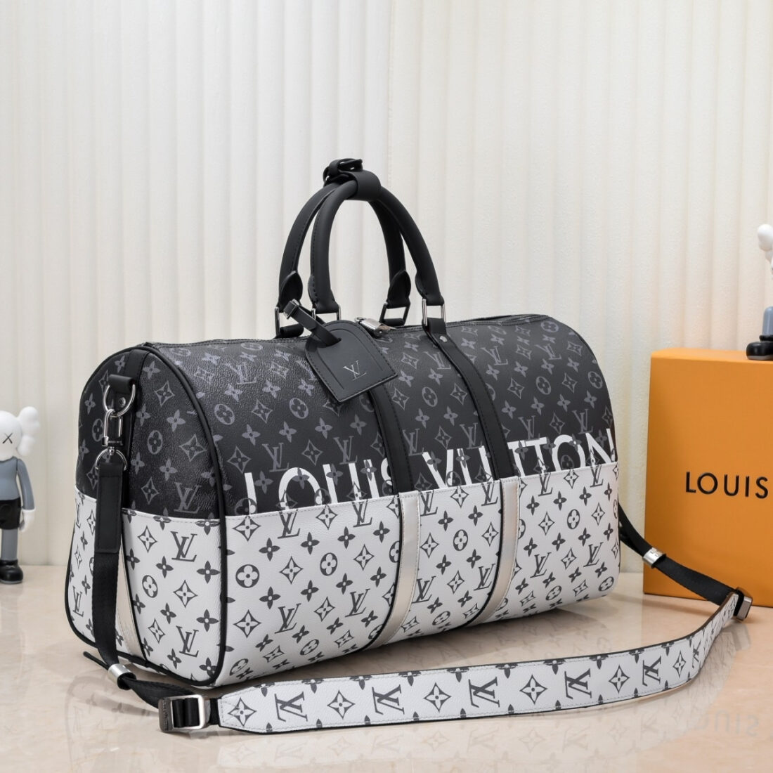 Louis Vuitton Keepall Bandouliere Monogram Eclipse Outdoor Split 50Cm M43412 - Image 3