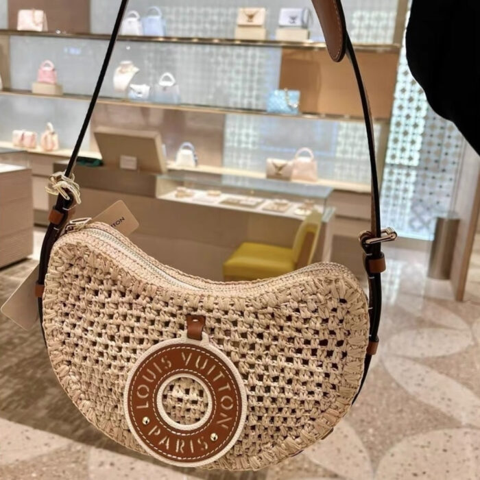 Louis Vuitton Croissant MN Natural 26Cm M24811 - Image 2