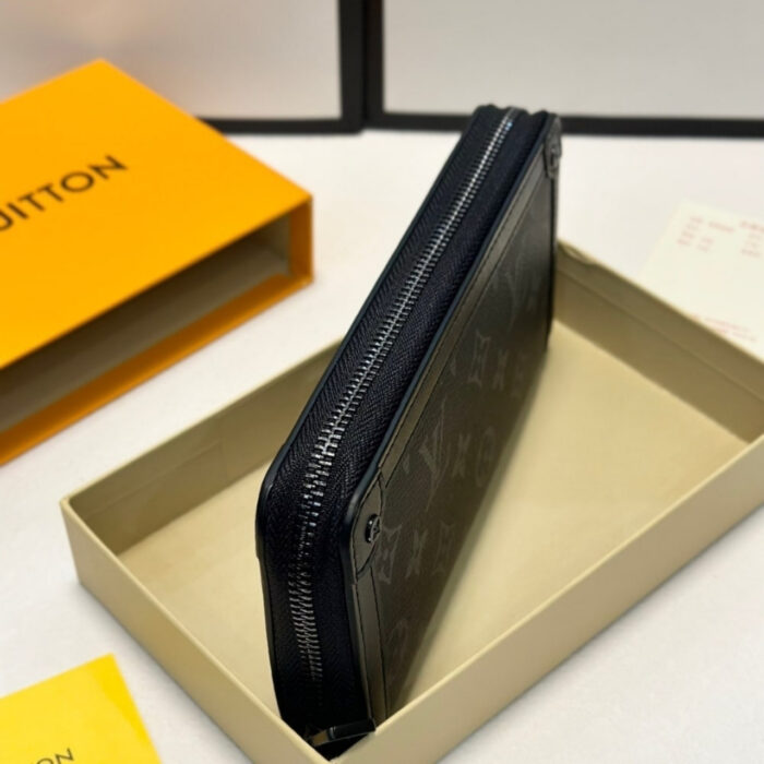 Louis Vuitton Long Wallet Monogram Eclipse Trunk Zippy Black 19Cm - Image 4