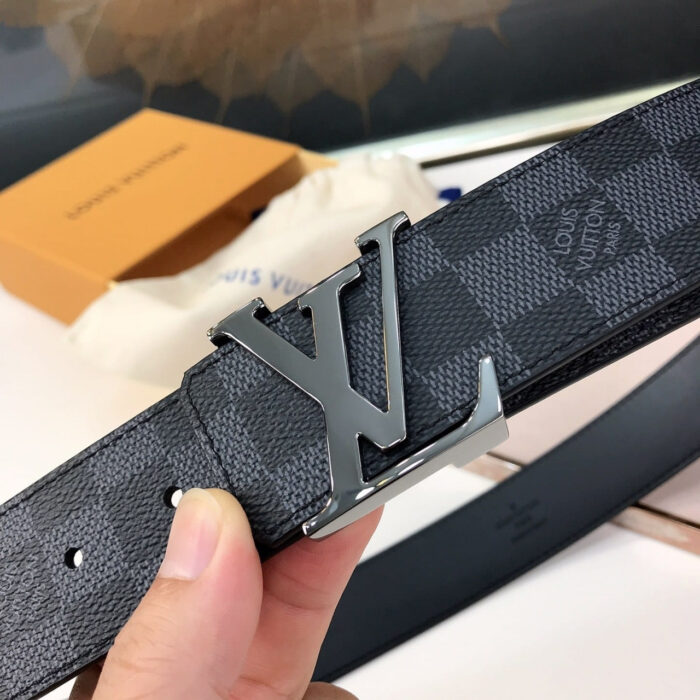 Louis Vuitton Ceinture LV Initiales Reversible 4Cm - Image 3