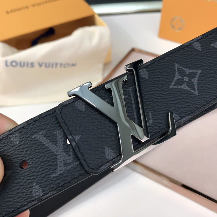Louis Vuitton LV Initiales Reversible Belt Monogram Eclipse Silver Metal 4Cm - Image 3