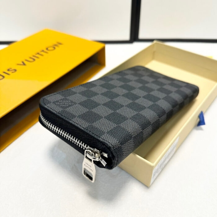 Louis Vuitton Zippy Vertical Long Wallet Black 8829462E11BC 20Cm - Image 6