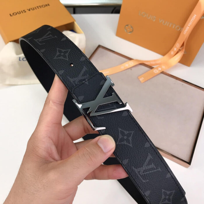 Louis Vuitton LV Initiales Reversible Belt Monogram Eclipse Silver Metal 4Cm - Image 5